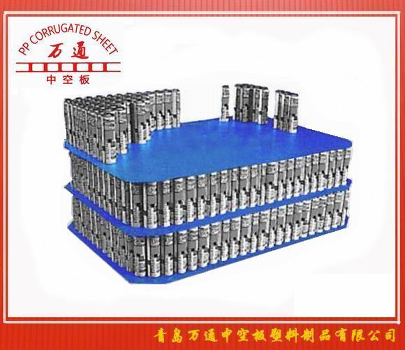 <strong>啤酒、飲料托盤包裝用塑料中空板墊板</strong>